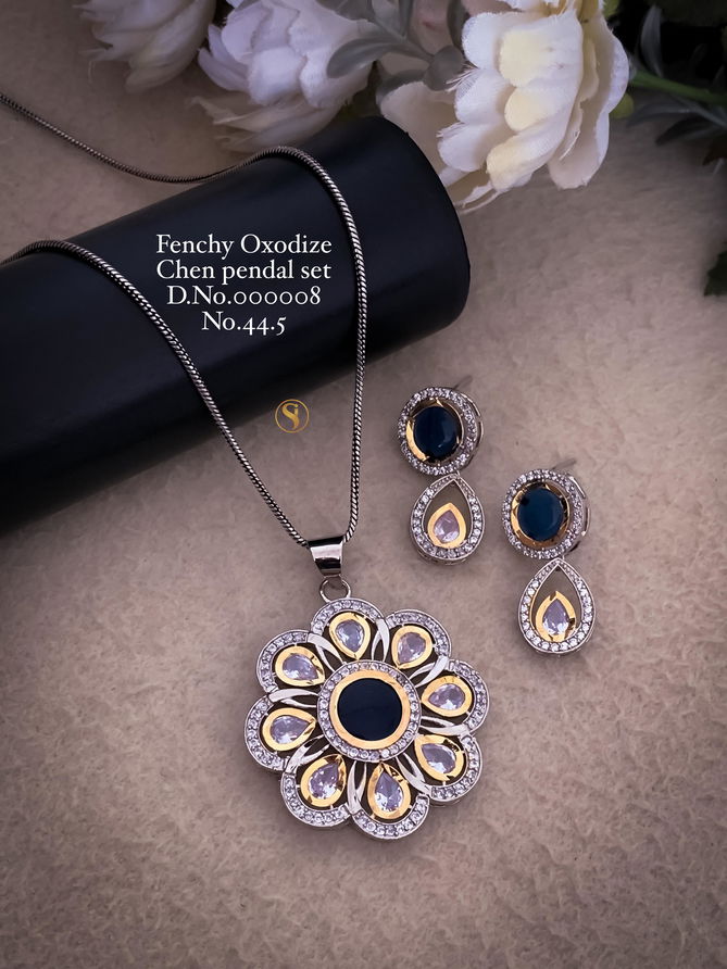 Fancy Designer Latest Oxodize Chain Pendant Set Wholesale Price In Surat
